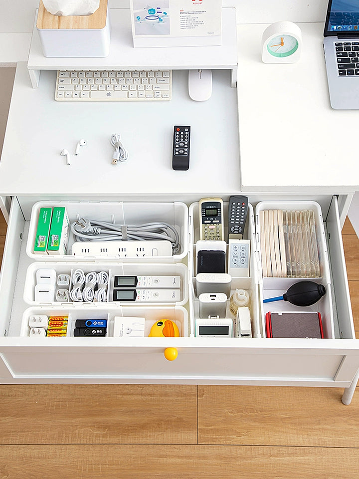 Scatola portacavi retrattile per cavi dati