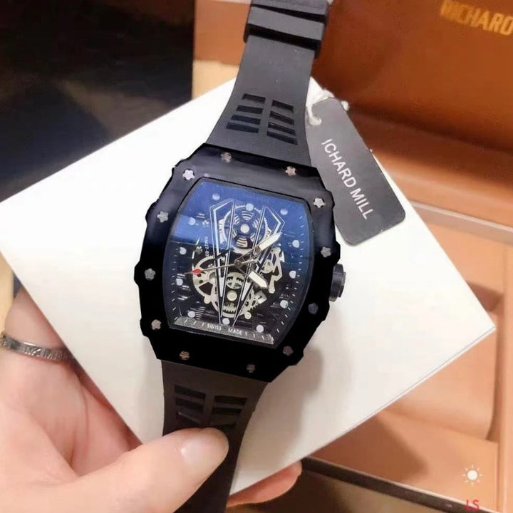 Orologio al quarzo di marca ZIDO